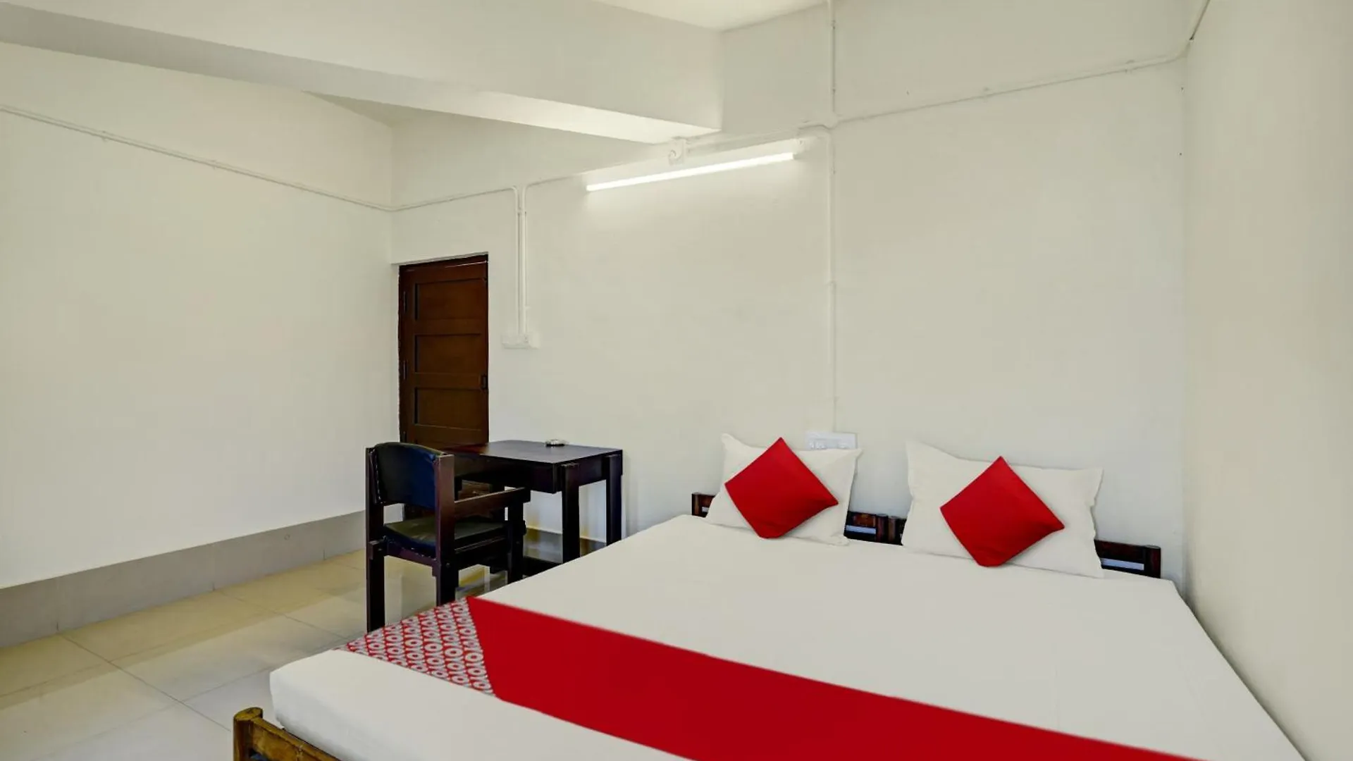 Super Hotel O Ceasar Palace Annex Thodupuzha
