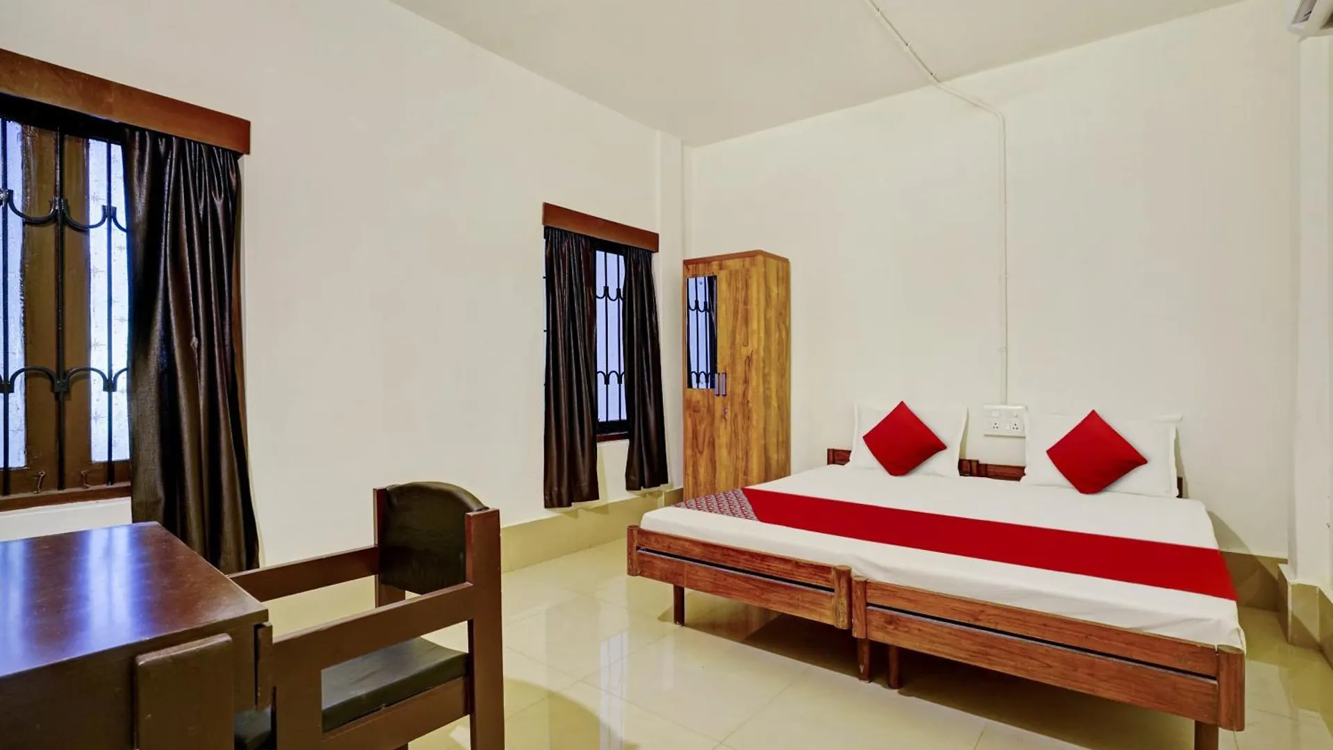 Super Hotel O Ceasar Palace Annex Thodupuzha