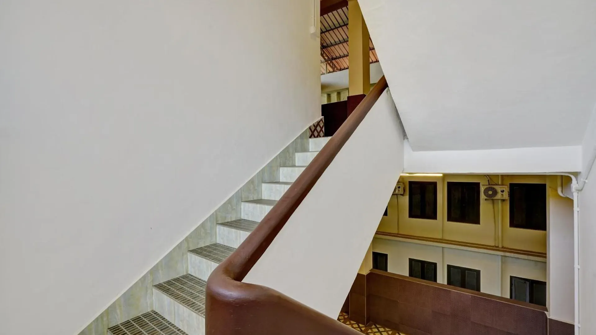 Super Hotel O Ceasar Palace Annex Thodupuzha